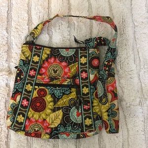 Beautiful Vera Bradley crossbody like new